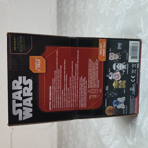 Starwars The Force Awakens Chewbacca Talking Plushie - Picture 3 of 5